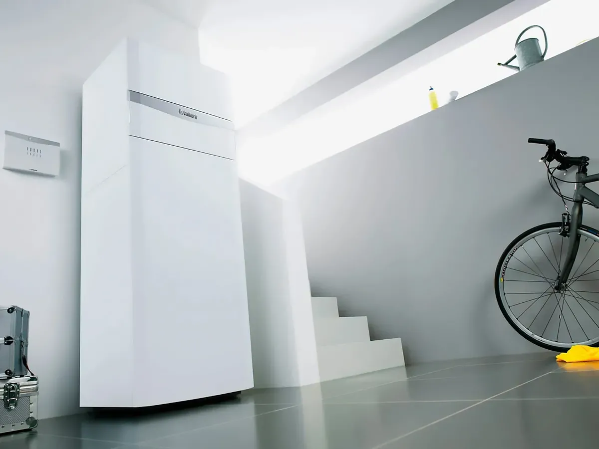 Cazan pe gaz in condensare VAILLANT ECO COMPACT VSC 306-4-5 150 litri 30 kW