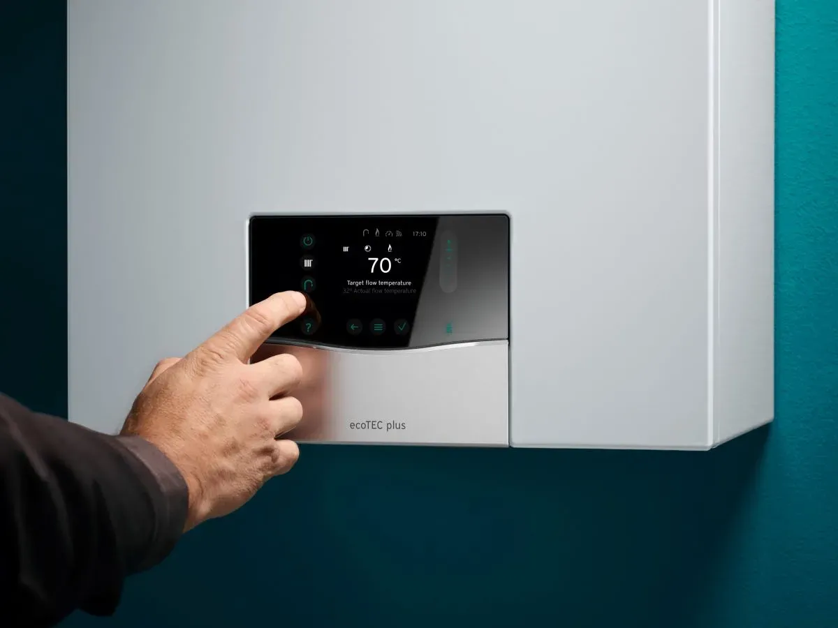 Cazan pe gaz in condensare VAILLANT ECOTEC PLUS VU 25 CS/1-5 26 kW