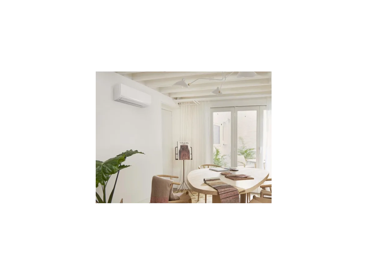 Кондиционер DAIKIN Inverter R32 SENSIRA FTXF71D+RXF71D R32 A++